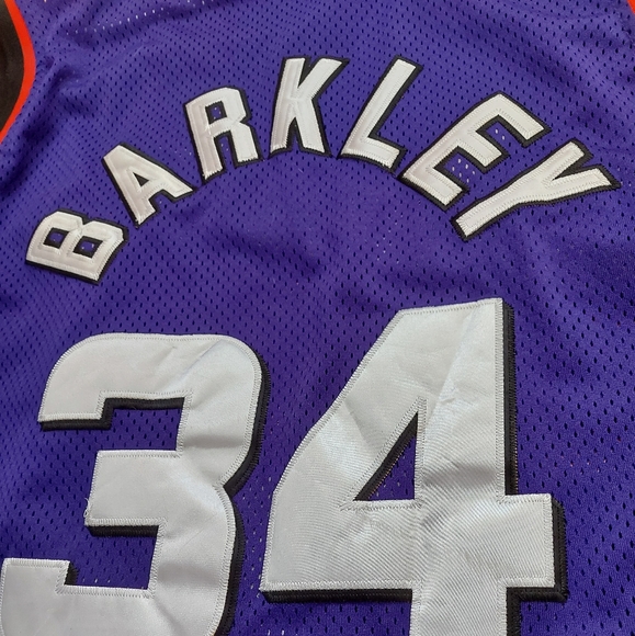 Phoenix Suns Charles Barkley - Picture 2 of 3